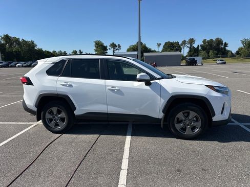Used 2024 Toyota RAV4 XLE w/ Convenience Package FWD image 3
