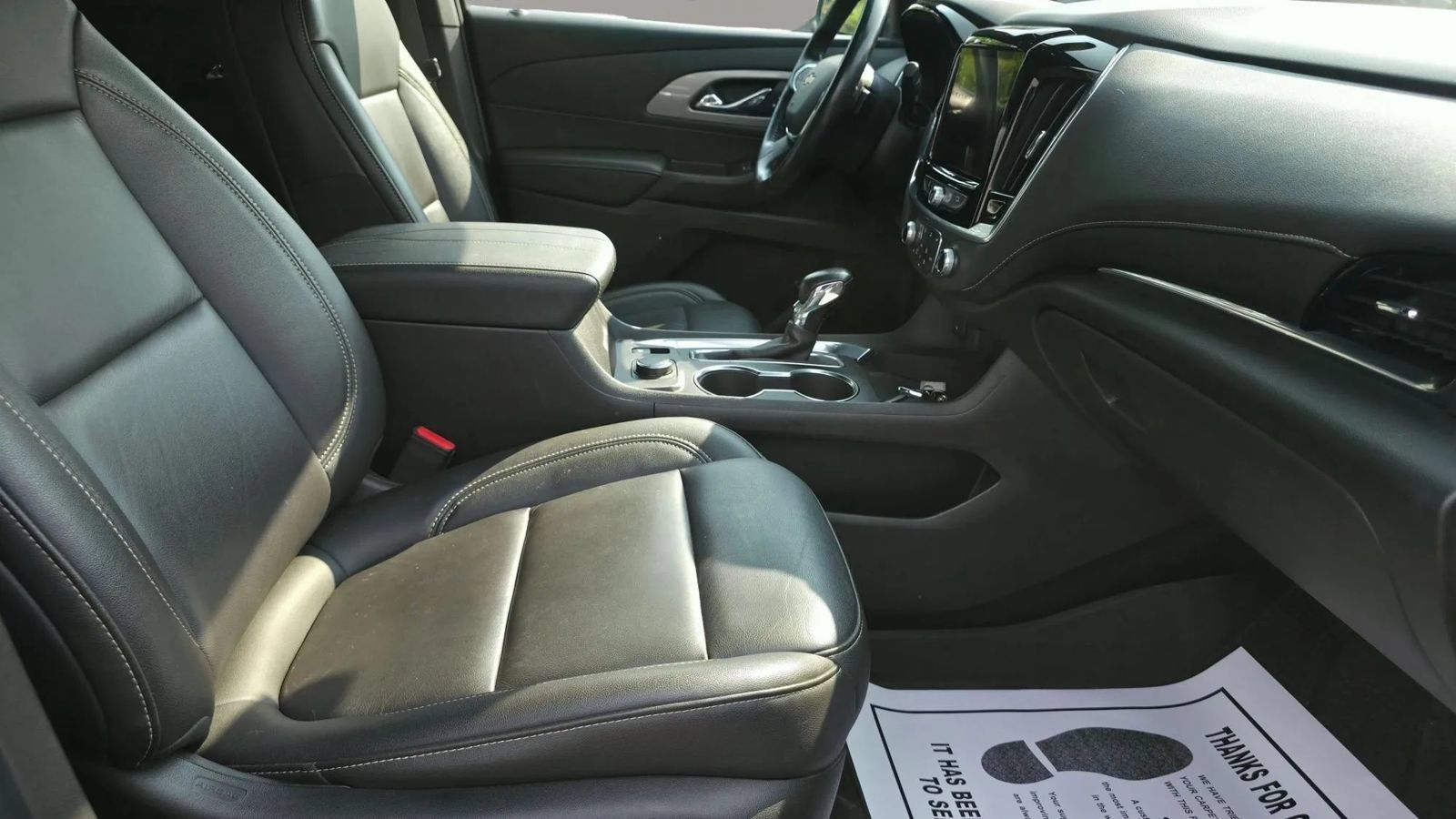 Used 2022 Chevrolet Traverse LT AWD/4WD image 12