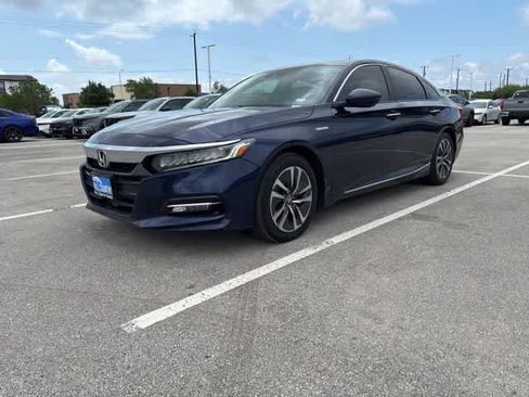 Used 2019 Honda Accord Touring image 1
