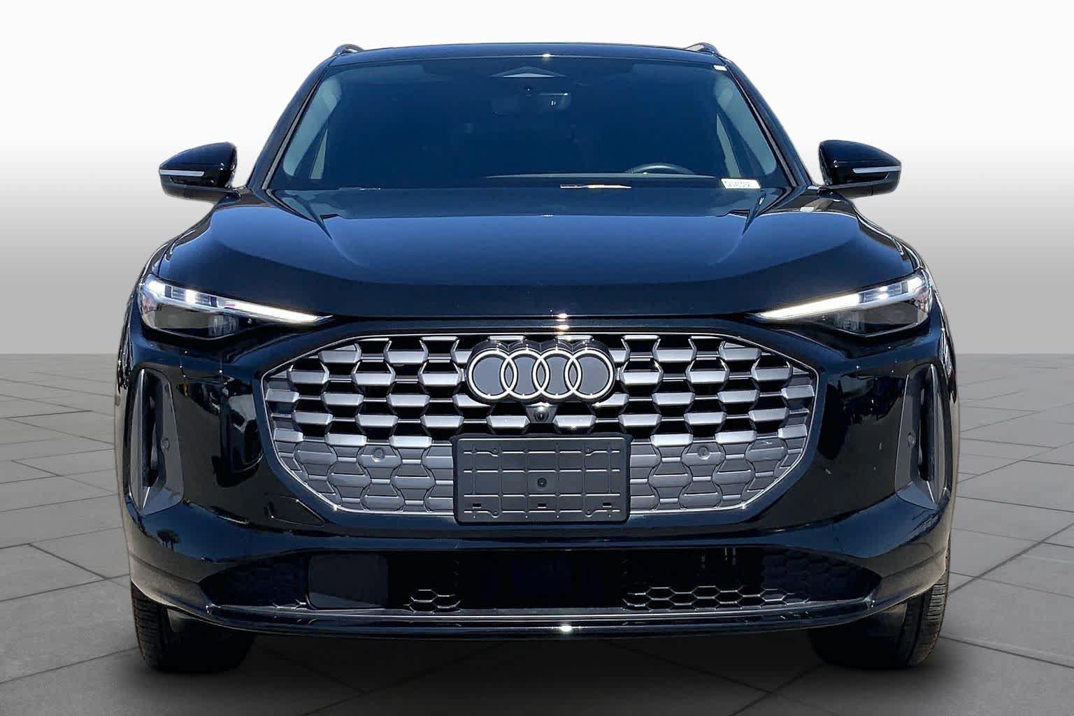 Certified 2025 Audi Q5 Premium Plus w/ Premium Plus AWD/4WD image 4