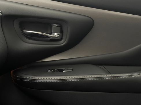 Used 2024 Nissan Murano SL FWD image 42