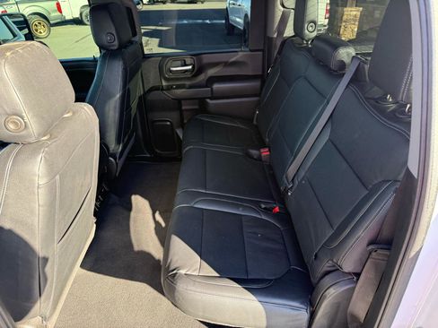 Used 2023 Chevrolet Silverado 2500 LT w/ Convenience Package image 15