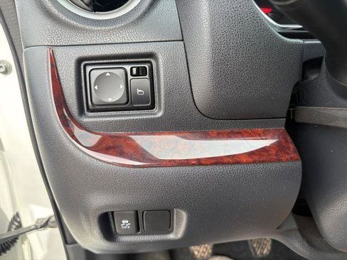 Used 2014 Nissan Versa Note S w/ Sport Value Package image 17