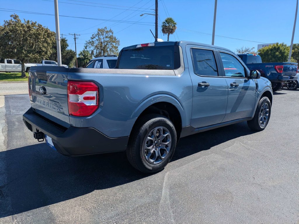 New 2026 Ford Maverick XLT w/ Equipment Group 301A AWD/4WD image 4