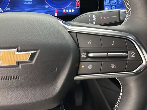 Used 2025 Chevrolet Blazer EV LT AWD/4WD image 16