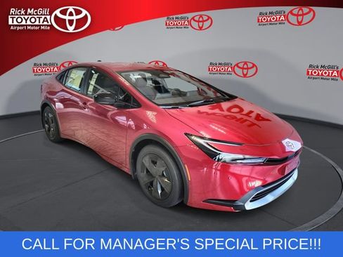 New 2026 Toyota Prius Plug-In Hybrid FWD image 1
