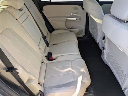 Certified 2025 Mercedes-Benz GLB 250 4MATIC image 22