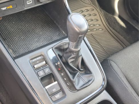 Used 2024 Honda CR-V LX image 13