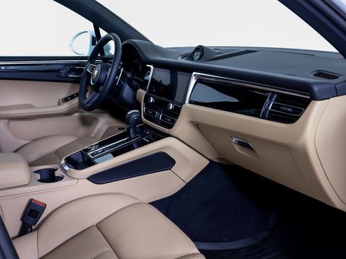 Used 2026 Porsche Macan S image 7