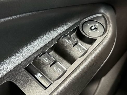 Used 2015 Ford Escape Titanium AWD/4WD image 27