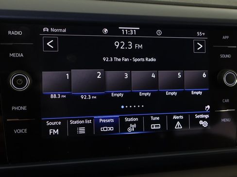 Used 2022 Volkswagen Taos SE w/ Driver Assistance Package image 44