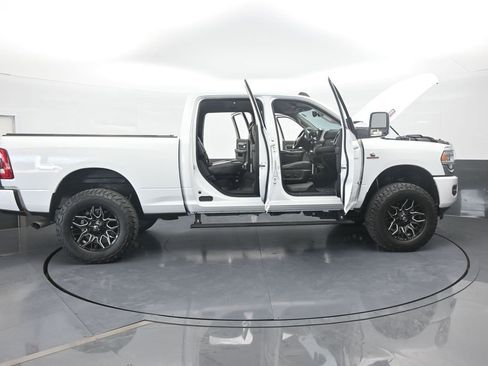 Used 2024 RAM 2500 Laramie image 79