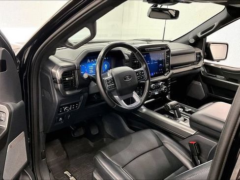 Used 2025 Ford F150 Lariat AWD/4WD image 16