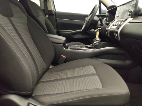 Used 2023 Kia Sorento LX FWD image 21