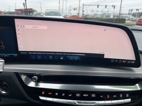 Used 2024 Cadillac Lyriq Luxury image 29