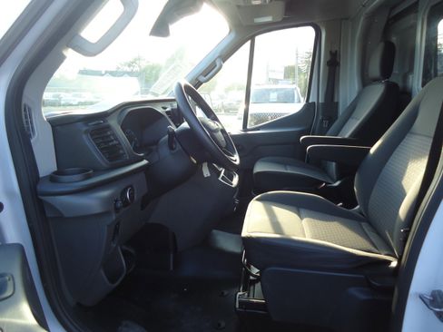 Used 2022 Ford Transit 350 w/ Interior Upgrade Package RWD image 24