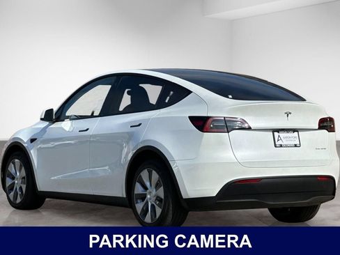 Used 2023 Tesla Model Y Long Range AWD/4WD image 3