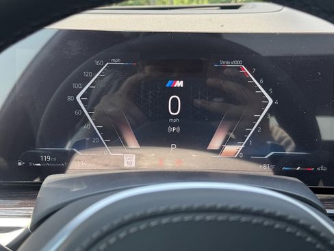 Used 2026 BMW X5 xDrive40i w/ M Sport Package image 25