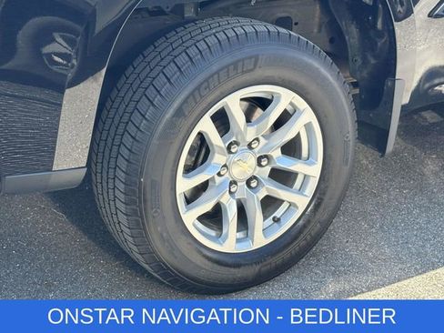 Used 2020 Chevrolet Silverado 1500 LT w/ All-Star Edition AWD/4WD image 7