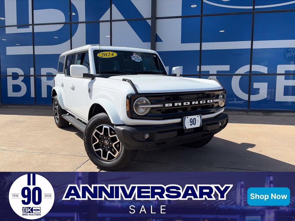 Used 2024 Ford Bronco Outer Banks AWD/4WD image 1