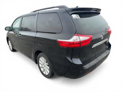 Used 2015 Toyota Sienna Limited Premium AWD/4WD image 3