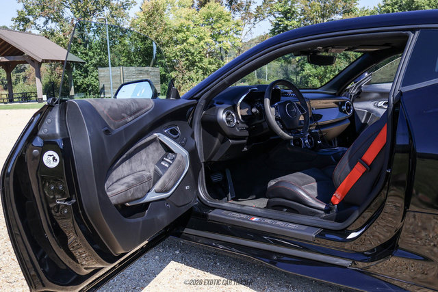 Used 2019 Chevrolet Camaro ZL1 w/ LPO, ZL1 Protection Package RWD image 31