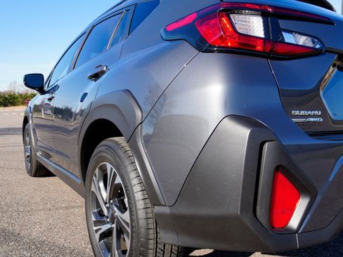 Used 2024 Subaru Crosstrek 2.0i Premium AWD/4WD image 31