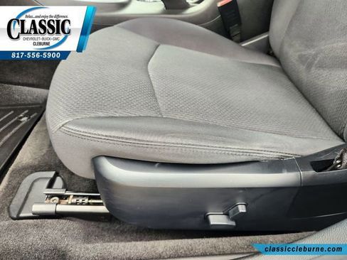 Used 2012 Chrysler 200 Touring FWD image 25