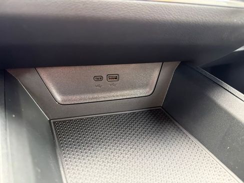 New 2026 Chevrolet Equinox LT w/ Safety and Technology Package FWD image 29