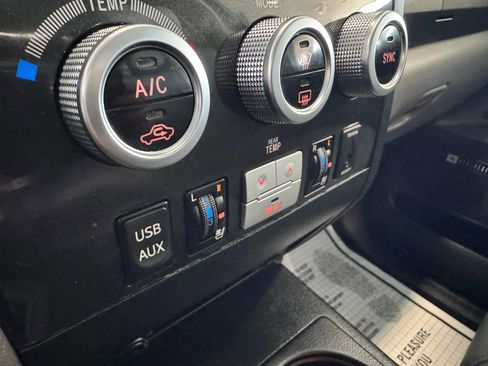 Used 2014 Toyota Sequoia Platinum image 46