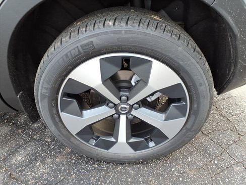 New 2026 Volvo XC40 B5 Plus w/ Protection Package Premier image 7