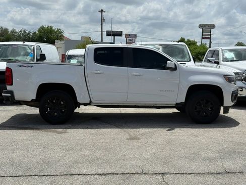 Used 2022 Chevrolet Colorado LT w/ Safety Package AWD/4WD image 6