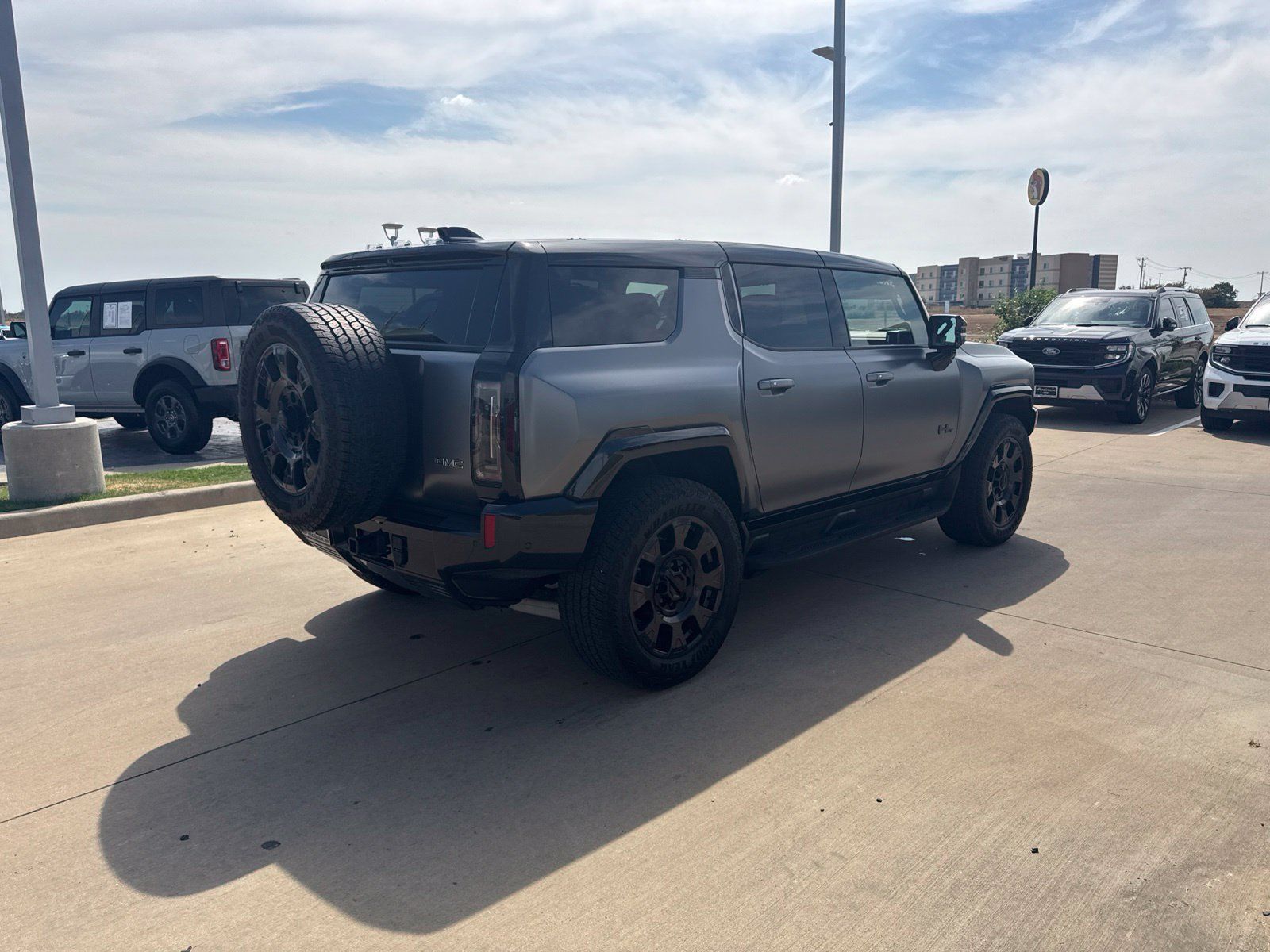 Used 2026 GMC Hummer EV 3X w/ Carbon Fiber Edition Package AWD/4WD image 6