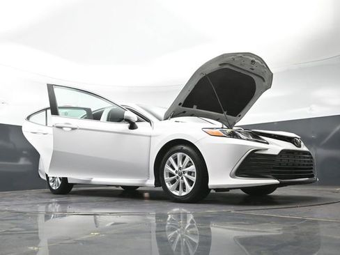 Used 2024 Toyota Camry LE FWD image 50