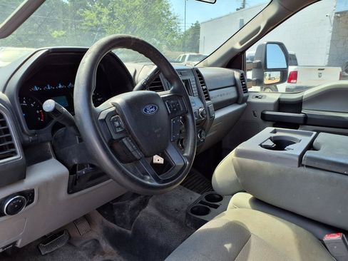 Used 2018 Ford F250 XL RWD image 5