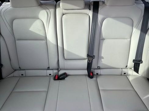 Used 2025 Nissan Murano SV image 19