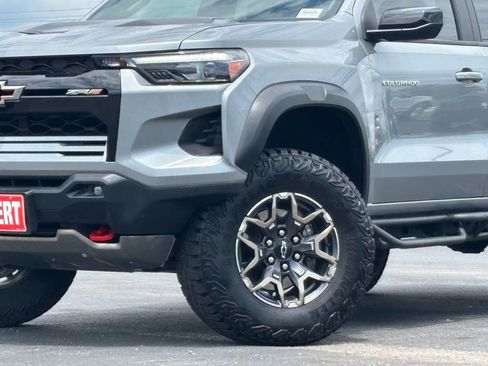 Certified 2024 Chevrolet Colorado ZR2 w/ Safety Package AWD/4WD image 2