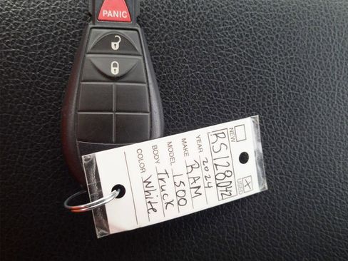 Used 2024 RAM 1500 Classic SLT image 18