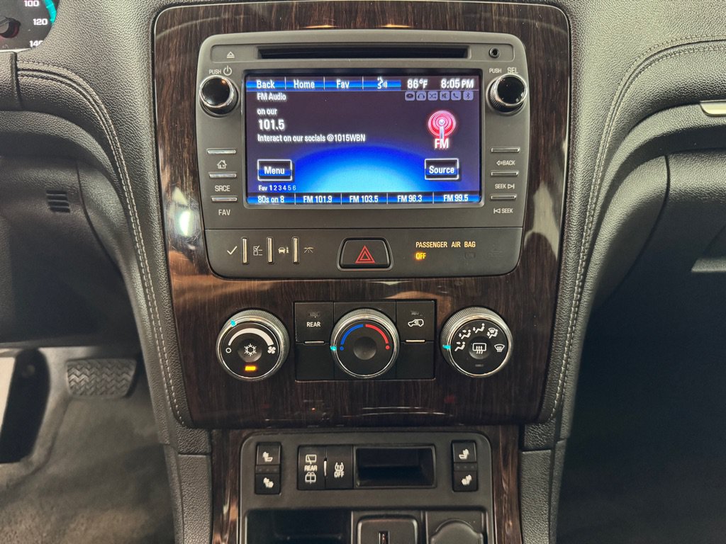 Used 2017 Chevrolet Traverse LT w/ Style and Technology Package AWD/4WD image 15