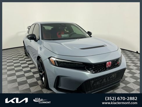 Used 2025 Honda Civic Type R image 1
