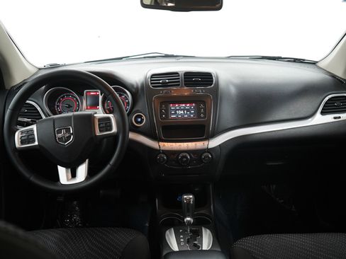 Used 2019 Dodge Journey SE w/ Connectivity Group image 14