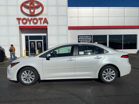 New 2026 Toyota Corolla LE image 12