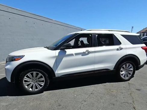 Used 2020 Ford Explorer Limited AWD/4WD image 16