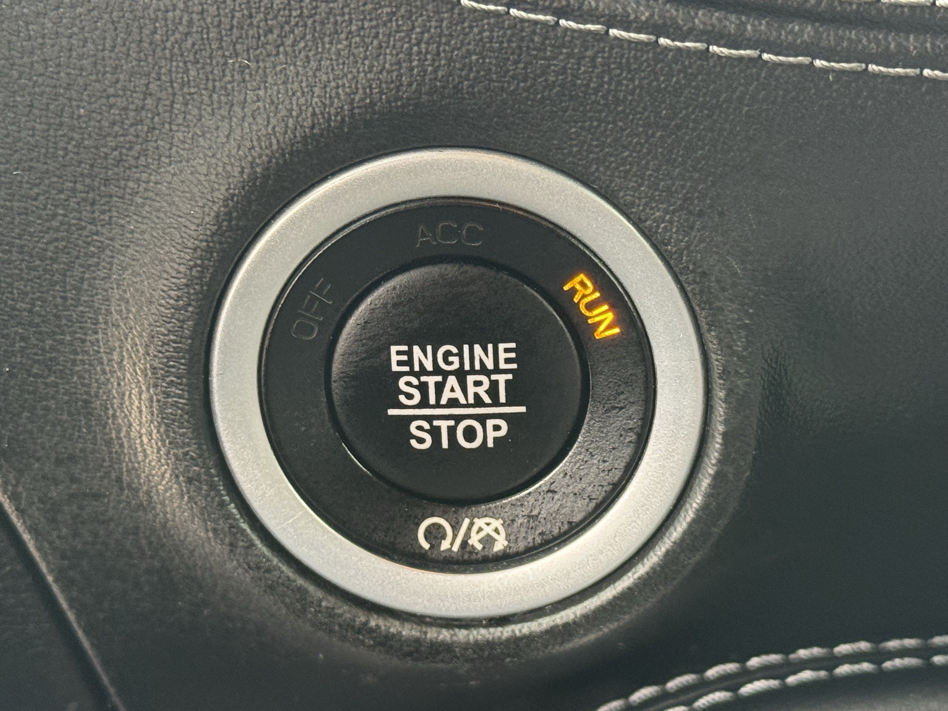 Used 2022 Dodge Challenger R/T Scat Pack RWD image 28