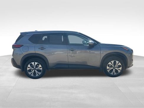 Used 2023 Nissan Rogue SV image 8