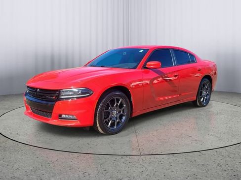 Used 2018 Dodge Charger GT image 4