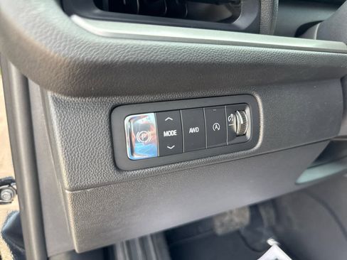 New 2026 Chevrolet Traverse LT image 21