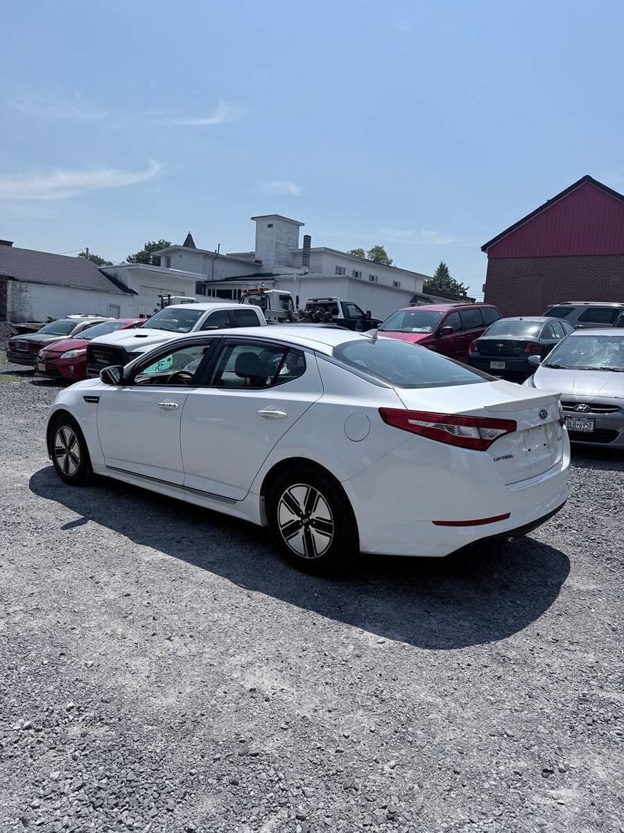 Used 2012 Kia Optima Hybrid w/ Hybrid Convenience Pkg FWD image 4