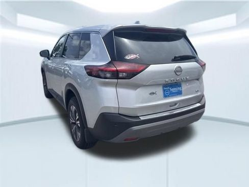 Used 2023 Nissan Rogue SV FWD image 8