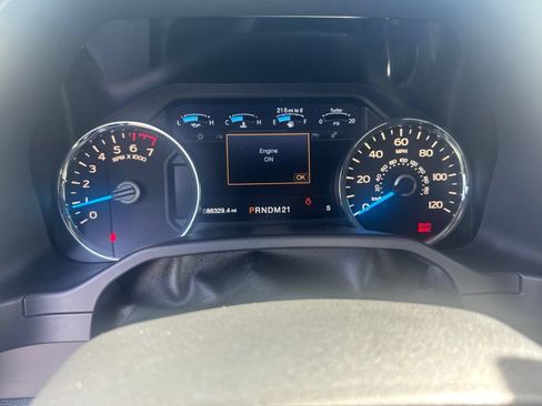 Used 2016 Ford F150 Lariat w/ Equipment Group 501A Mid RWD image 9